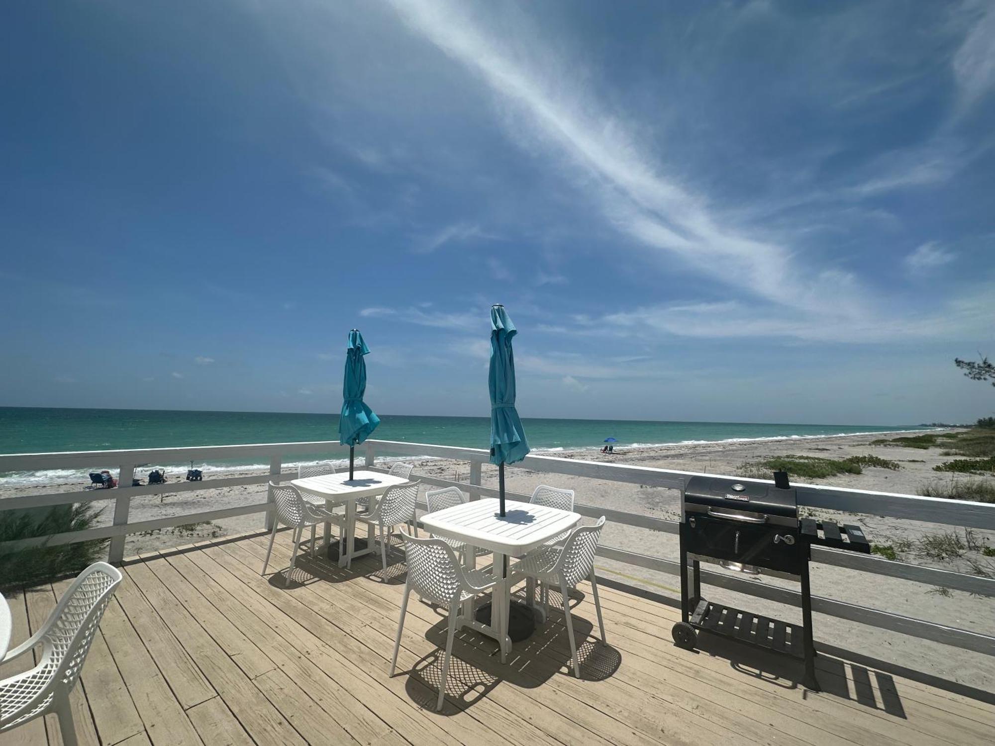 Pearl Beach Inn Englewood Exteriör bild