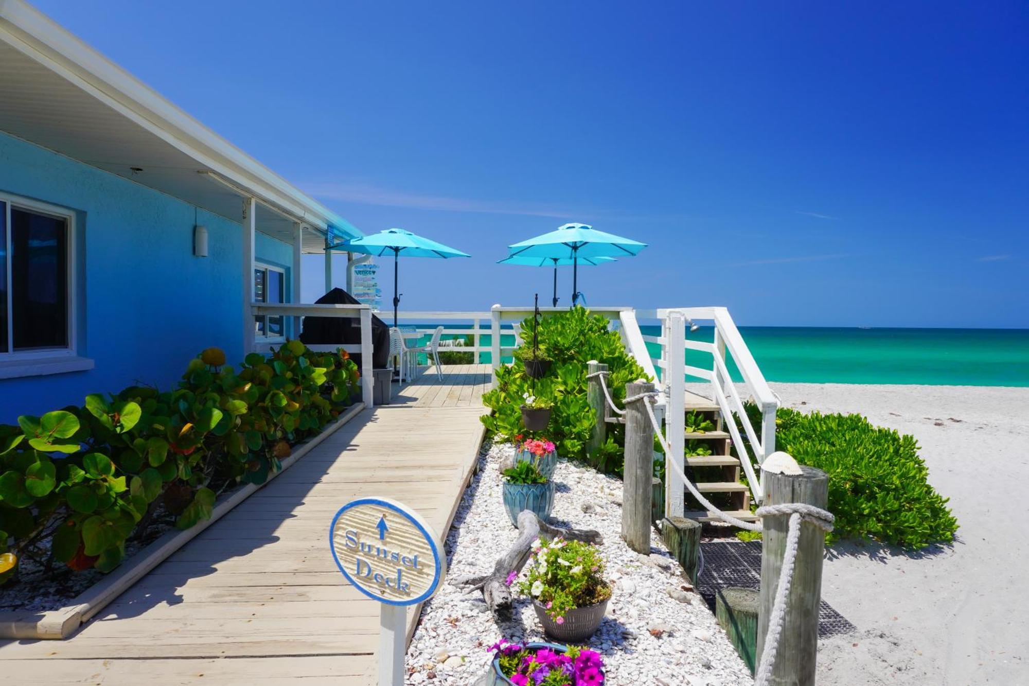 Pearl Beach Inn Englewood Exteriör bild
